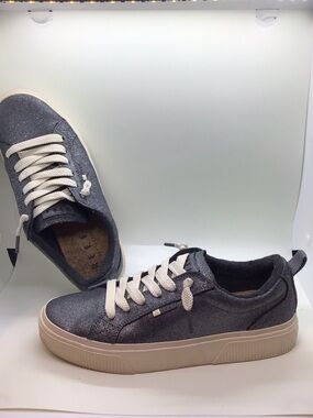 Reef Women's Sparkle Smokey Blue Low-Top Sneakers with Cream Soles
